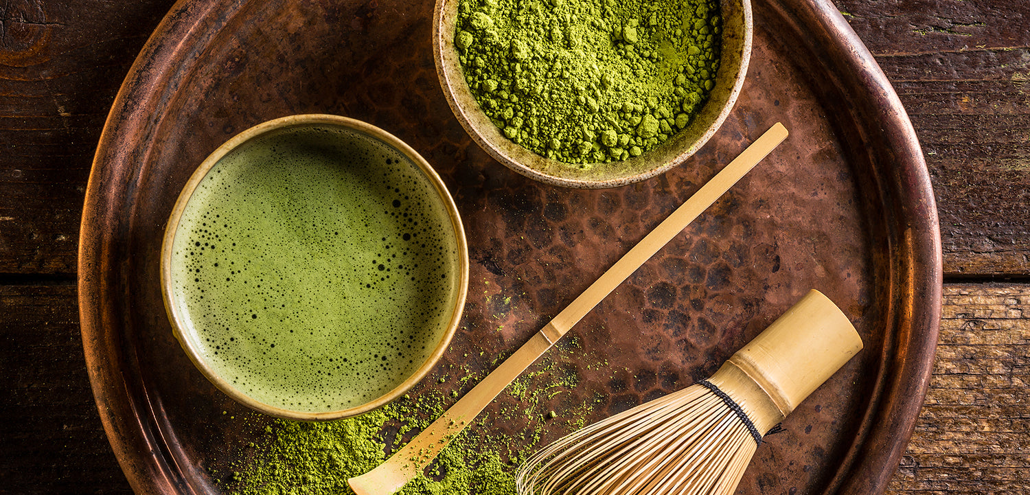 Picture of matcha tea and powder