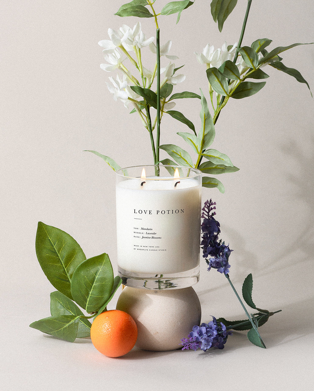 Love Potion Classic 2-Wick Candle - Thumbnail 4